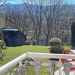 Villa Spacieuse Avec Piscine Privee A *