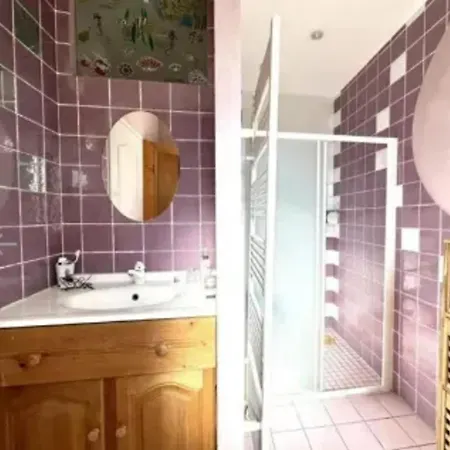 Spacieuse Avec Piscine Privee A Saint-Laurent-de-Neste