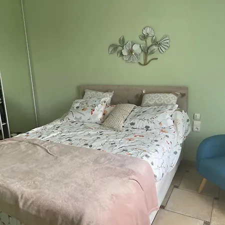 Spacieuse Avec Piscine Privee A Вилла