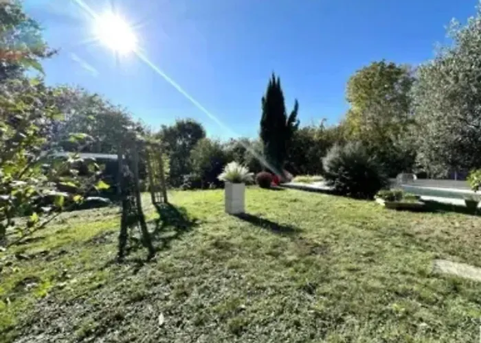 Spacieuse Avec Piscine Privee A