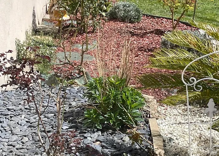 Spacieuse Avec Piscine Privee A