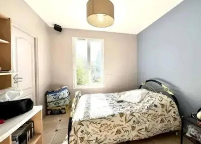 빌라 Spacieuse Avec Piscine Privee A