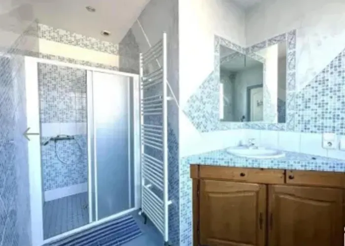 Spacieuse Avec Piscine Privee A Saint-Laurent-de-Neste